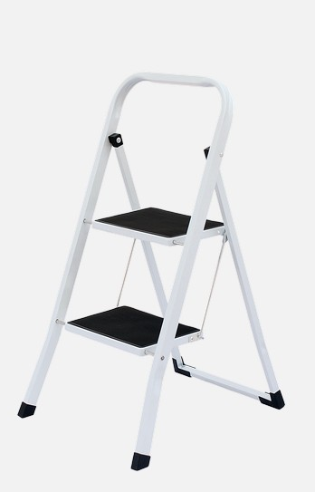 2-STEP-LADDER-CH11298.png